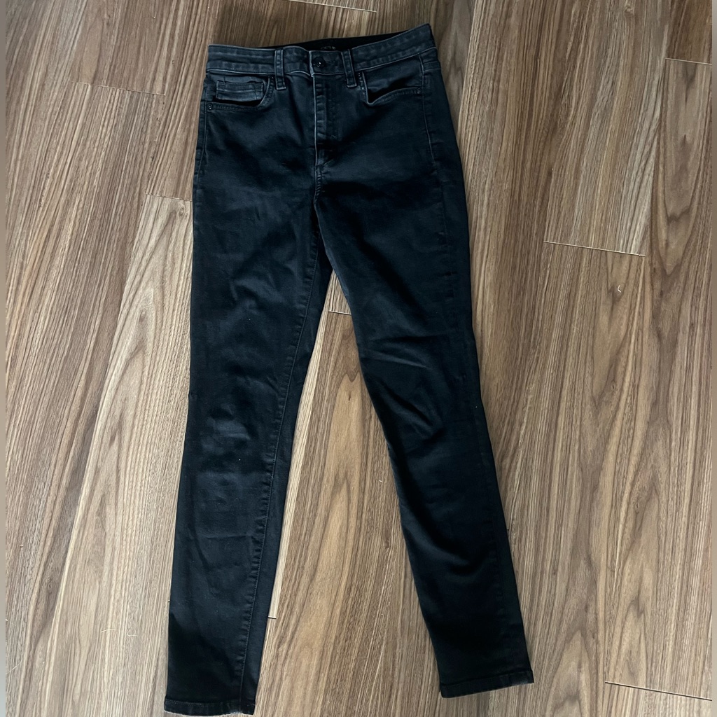 Joe’s Black Skinny Jeans Size 26